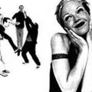 The lyrics PETE BEAT of LETTERS TO CLEO is also present in the album Sister (original) (1991)