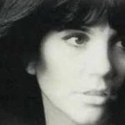 The lyrics HEART LIKE A WHEEL of LINDA RONSTADT is also present in the album Heart like a wheel (1974)