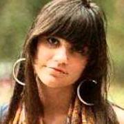 The lyrics MANY RIVERS TO CROSS of LINDA RONSTADT is also present in the album Prisoner in disguise (1975)