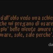 The lyrics UN MARE DI GUAI of MATTEO BRANCIAMORE is also present in the album Parole nuove
