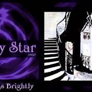 The lyrics GHOST HIGHWAY of MAZZY STAR is also present in the album She hangs brightly (1991)