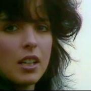 The lyrics LET ME BE YOUR PIRATE of NENA is also present in the album 99 luftballons (1984)
