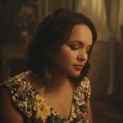 The lyrics CARRY ON of NORAH JONES is also present in the album Carry on (2016)