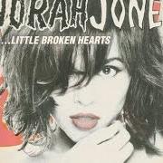 The lyrics LITTLE BROKEN HEARTS of NORAH JONES is also present in the album Little broken hearts (2012)