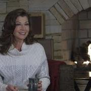 The lyrics TENNESSEE CHRISTMAS of AMY GRANT is also present in the album Tennessee christmas (2016)