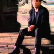 The lyrics THE OBVIOUS CHILD of PAUL SIMON is also present in the album Rhythm of the saints (1990)