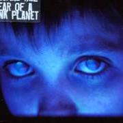 The lyrics SLEEP TOGETHER of PORCUPINE TREE is also present in the album Fear of a blank planet (2007)