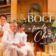 The lyrics I'LL BE HOME FOR CHRISTMAS of ANDREA BOCELLI is also present in the album A family christmas (2022)