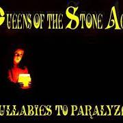 The lyrics YOU GOT A KILLER SCENE THERE, MAN of QUEENS OF THE STONE AGE is also present in the album Lullabies to paralyze (2005)