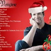 The lyrics HAPPY CHRISTMAS of ROCH VOISINE is also present in the album L'album de noël (2000)