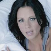 The lyrics WILDFIRE of SARA EVANS is also present in the album Stronger (2011)