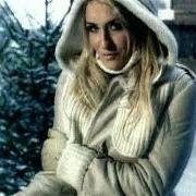 The lyrics TONIGHT'S THE NIGHT of SARAH CONNOR is also present in the album Christmas in my heart (2005)