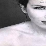 The lyrics TRAIN IN VAIN of ANNIE LENNOX is also present in the album Medusa (1995)