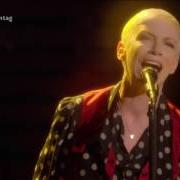 The lyrics I PUT A SPELL ON YOU of ANNIE LENNOX is also present in the album Nostalgia (2014)