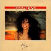 The lyrics TERRA 'E NISCIUNO of TERESA DE SIO is also present in the album Tre (1983)