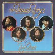 The lyrics PALISADES PARK of THE BEACH BOYS is also present in the album 15 big ones (1976)