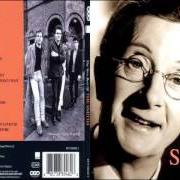 The lyrics SHEILA TAKE A BOW of THE SMITHS is also present in the album The very best of (2001)