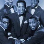 The lyrics GET READY of THE TEMPTATIONS is also present in the album Gettin' ready (1966)
