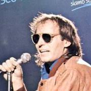 The lyrics VOGLIO ANDARE AL MARE (RIPRESA) of VASCO ROSSI is also present in the album Siamo solo noi (1981)