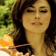 The lyrics ANGELS of WITHIN TEMPTATION is also present in the album The howling (2007)