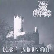 The lyrics WINTERSONNENWENDE of XIV DARK CENTURIES is also present in the album Dunkle jahrhunderte (2002)