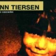 The lyrics PAS SI SIMPLE of YANN TIERSEN is also present in the album Rue des cascades (1998)