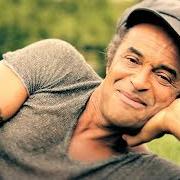 The lyrics NO ONE'S LAND of YANNICK NOAH is also present in the album Frontières (2010)