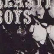 The lyrics EGG RAID ON MOJO of BEASTIE BOYS is also present in the album Polly wog stew (1982)