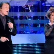 The lyrics QUANDO L'AMORE DIVENTA POESIA of ORIETTA BERTI & MASSIMO RANIERI is also present in the album Sanremo