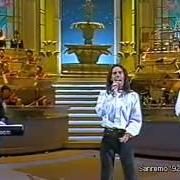 The lyrics SPUNTA LA LUNA DAL MONTE (DISIMPARADOS) of PIERANGELO BERTOLI & TAZENDA is also present in the album Sanremo