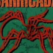 The lyrics SI NO TIRAS of BARRICADA is also present in the album La araña (1994)