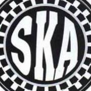 The lyrics SU LA TESTA of HARDDISKAUNT is also present in the album Skaterpillar (2000)