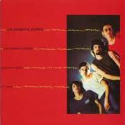 The lyrics GENTE INCOHERENTE of LOS ENANITOS VERDES is also present in the album Los enanitos verdes (1984)