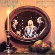 The lyrics LIGHT ONE CANDLE of PETER, PAUL & MARY is also present in the album A holiday celebration (1988)