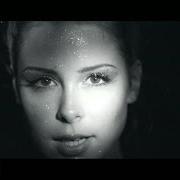 The lyrics DON'T PANIC of LENA MEYER LANDRUT is also present in the album Stardust (2012)