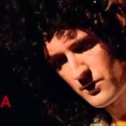 The lyrics FIRST KISS of BRIAN MAY is also present in the album Furia (2000)