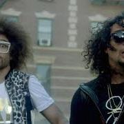 The lyrics BOUNCE of LMFAO is also present in the album Party rock (2009)