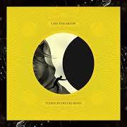 The lyrics CIRCLES 'ROUND THE SUN of TEDESCHI TRUCKS BAND is also present in the album I am the moon: i. crescent (2022)