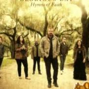 The lyrics BLESSED REDEEMER of CASTING CROWNS is also present in the album Glorious day: hymns of faith (2015)