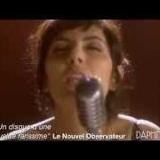The lyrics LE PETIT NAVIRE of DAPHNÉ is also present in the album Carmin (2007)