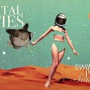 The lyrics SWIMMING POOL SUMMER of CAPITAL CITIES is also present in the album Swimming pool summer (2017)