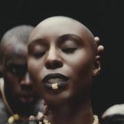 The lyrics BREAD of LAURA MVULA is also present in the album The dreaming room (2016)