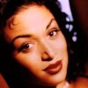 The lyrics AS IF WE NEVER MET of CHANTE MOORE is also present in the album Precious (1992)