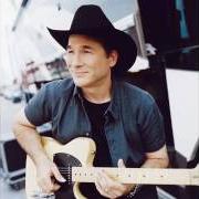 The lyrics STILL HOLDIN' ON of CLINT BLACK is also present in the album Nothin' but the taillights (1997)