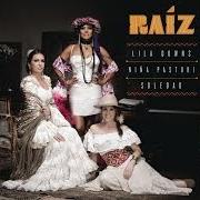 The lyrics CHACARERA PARA MI VUELTA of NIÑA PASTORI is also present in the album Raiz (2014)