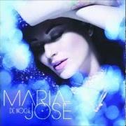The lyrics SE NOS VA LA VIDA of MARÍA JOSÉ is also present in the album De noche (2012)