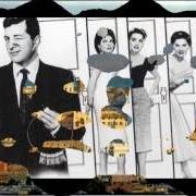 The lyrics MONEY IS A PROBLEM of DEAN MARTIN is also present in the album Ten thousand bedrooms (1957)