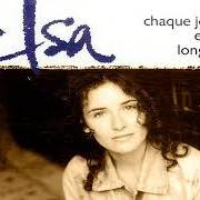 The lyrics L'AUTRE MOITIÉ DE LA TERE of ELSA LUNGHINI is also present in the album Chaque jour est un long chemin (1996)