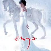 The lyrics WHITE IS IN THE WINTER NIGHT of ENYA is also present in the album And winter came (2008)