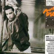 The lyrics FUGGO DAL NULLA of EROS RAMAZZOTTI is also present in the album Nuovi eroi (1986)